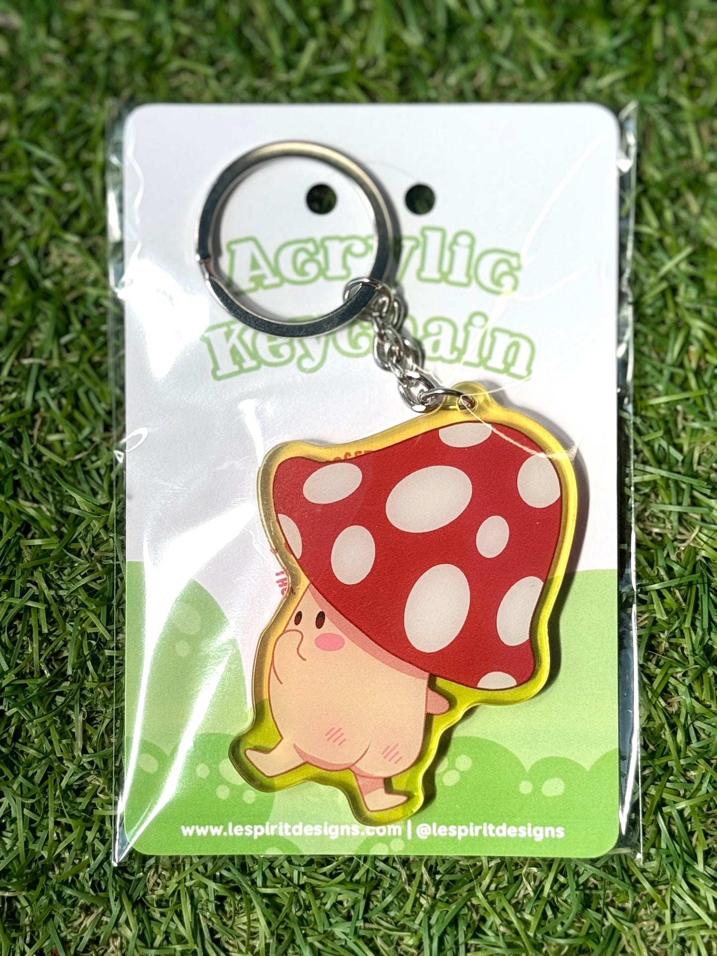 Mushroom Periwinkle’s Cheeky Buns Keychain by Le Spirit Designs