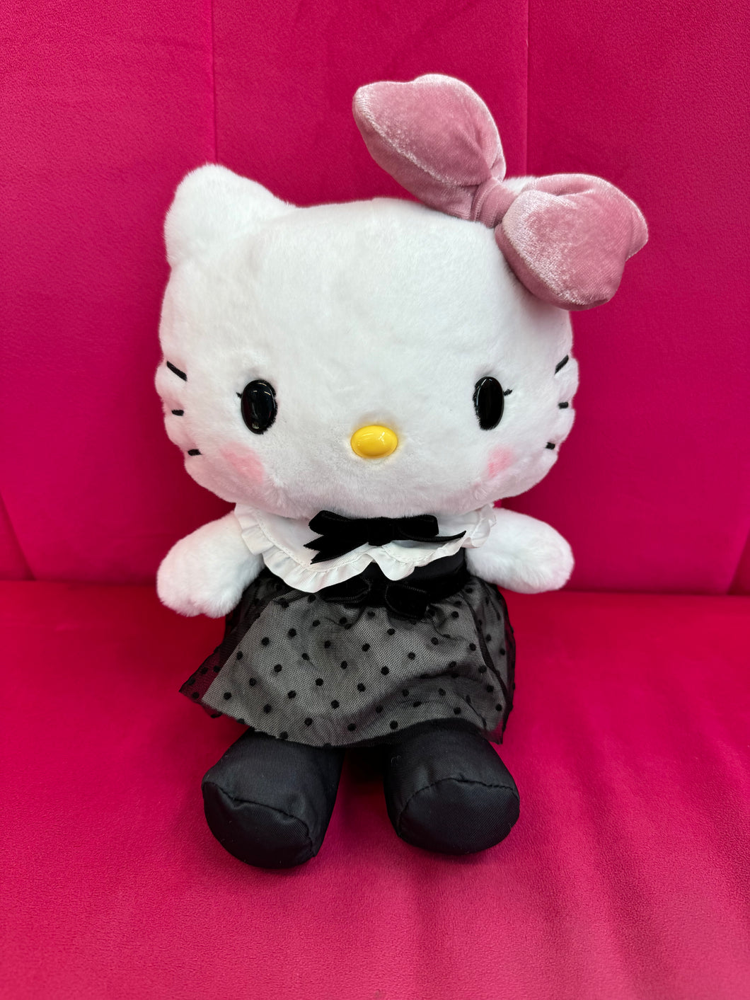 Hello Kitty Medium Dress-up Plush