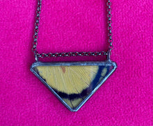 Load image into Gallery viewer, Butterfly Wing Necklace made by Dream Wings
